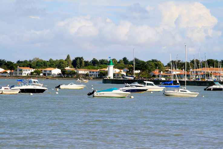 bateaux la flotte camping île Ré