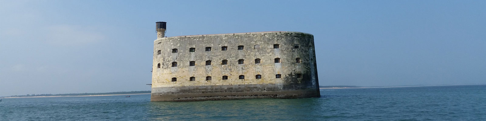 paysage fort boyard près camping île Ré