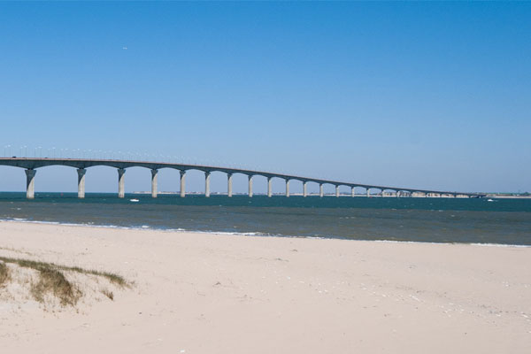 plage Rivedoux près camping Varennes