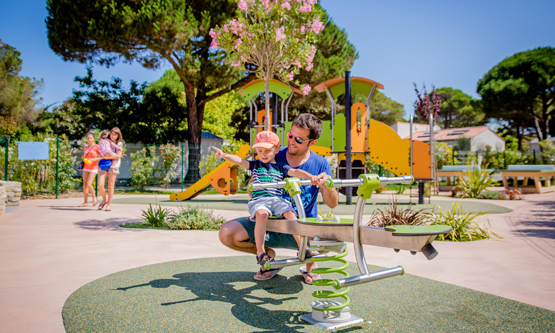 Camping avec aire de jeux île de Ré