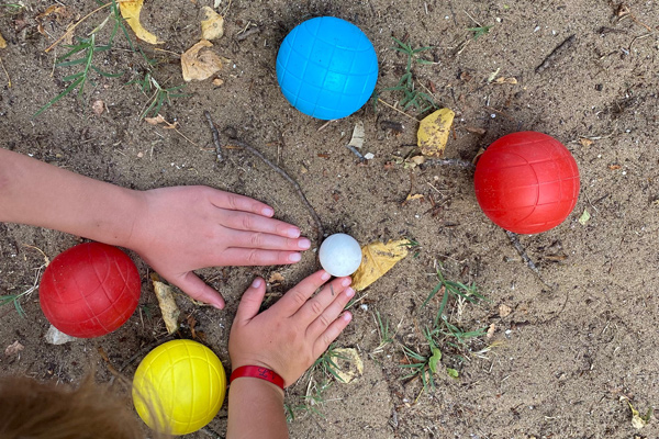 aire de jeu au camping île de Ré